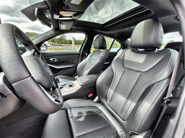 Used 2025 BMW 330i xDrive Sedan w/ Convenience Package image 11