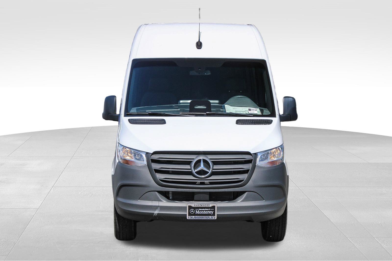 New 2025 Mercedes-Benz Sprinter 2500 image 2