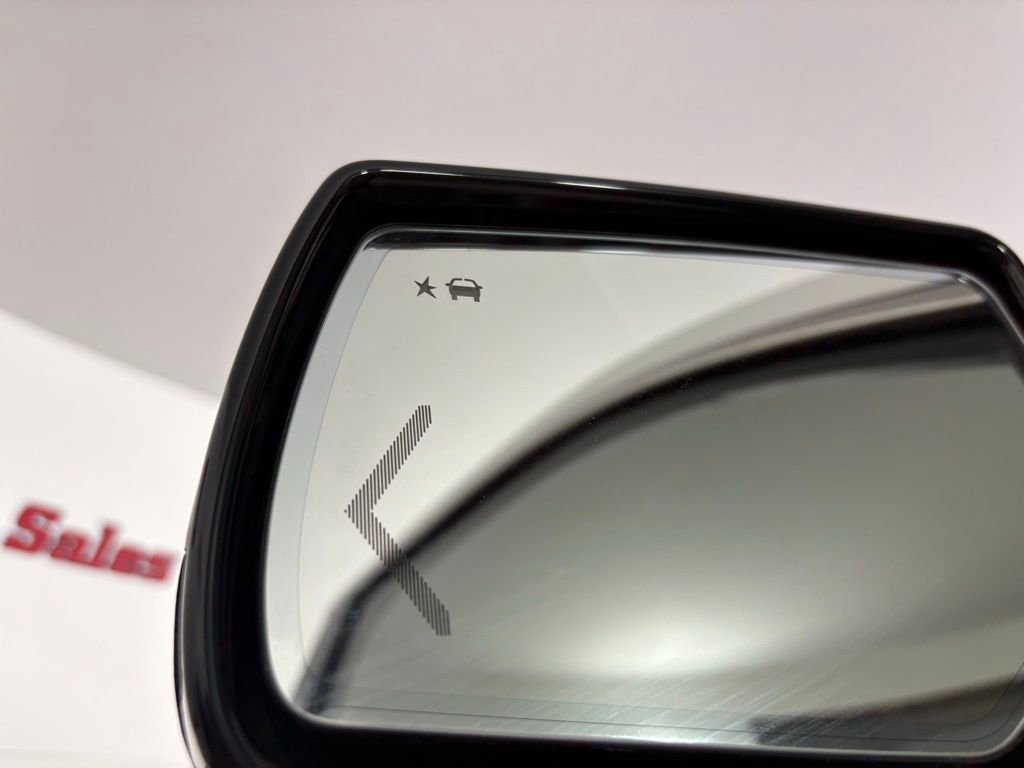 Used 2019 GMC Yukon SLT w/ Open Road Package AWD/4WD image 20