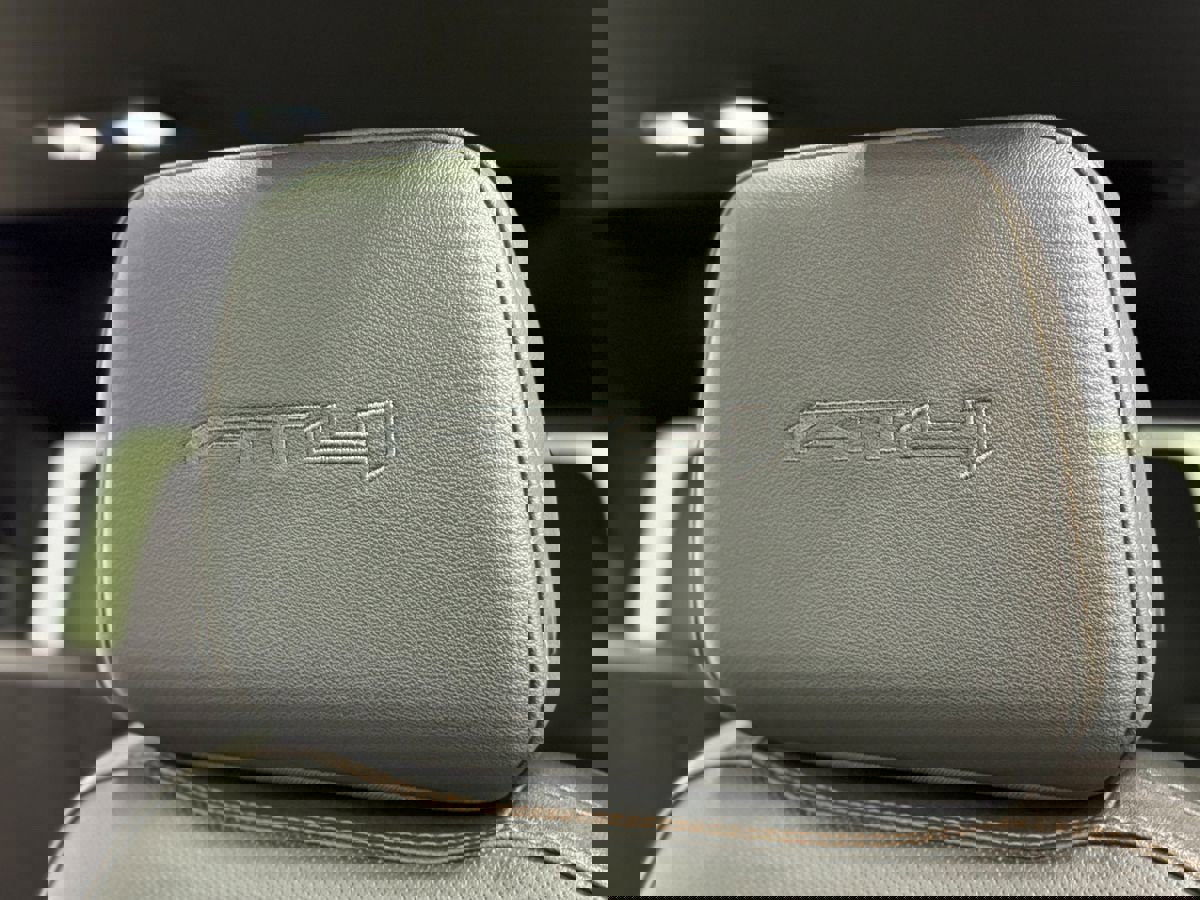 Used 2022 GMC Sierra 1500 AT4 image 16