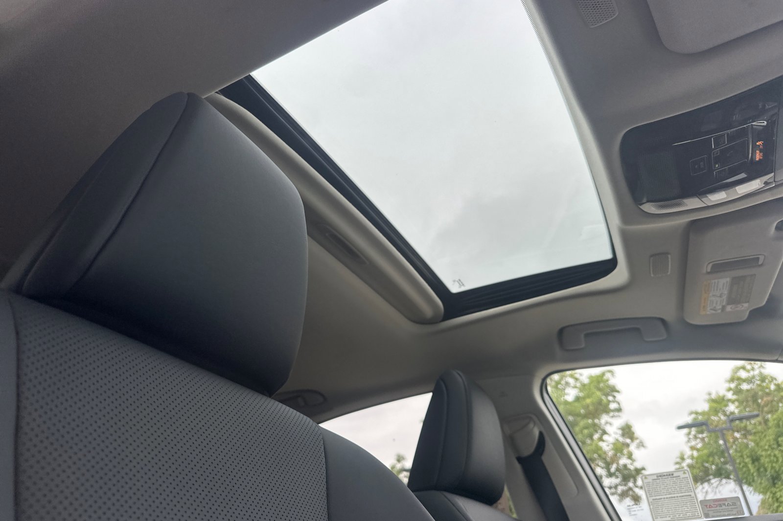 New 2026 Lexus NX 350h AWD w/ Premium Package image 17