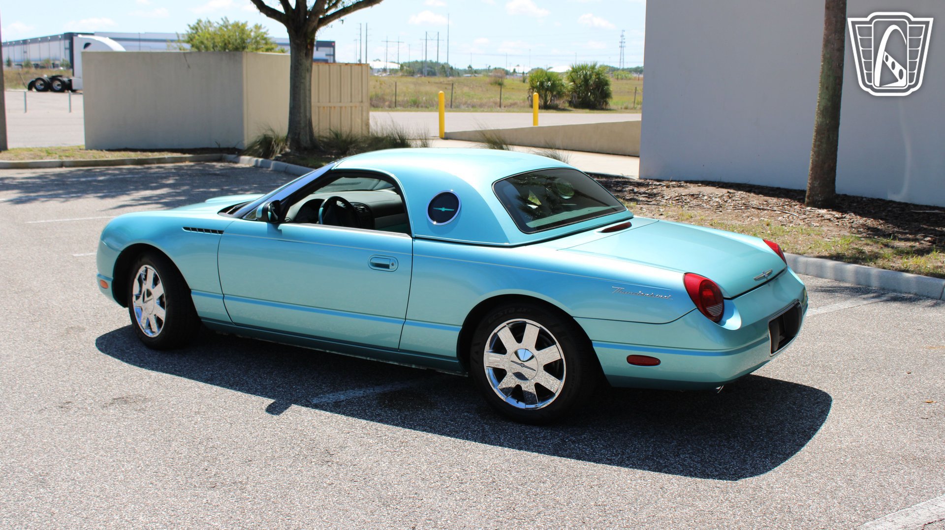 Used 2002 Ford Thunderbird RWD image 11