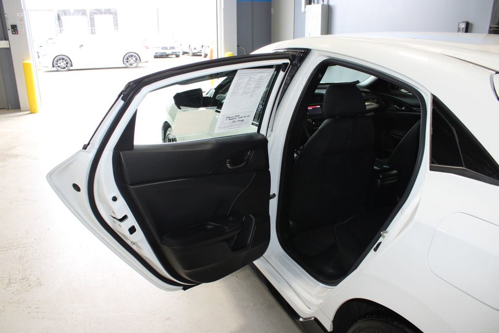 Used 2018 Honda Civic Sport image 13