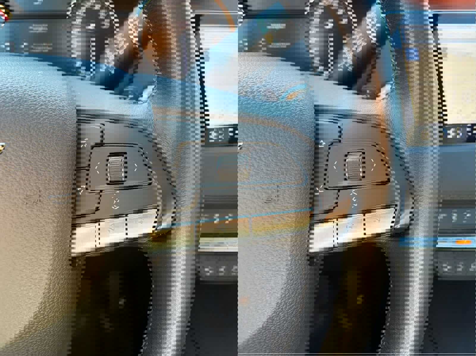 Used 2023 Cadillac XT4 Premium Luxury w/ Sun And Sound Package image 11