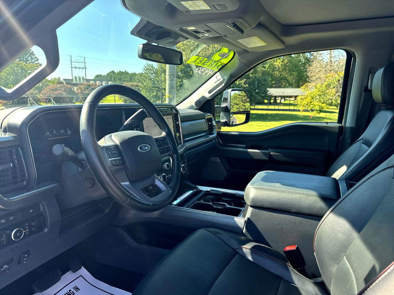 Used 2023 Ford F250 Lariat w/ Black Appearance Package image 12