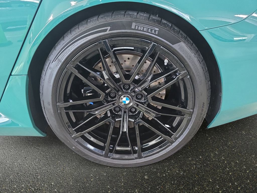 Used 2026 BMW M5 w/ Carbon Package image 31