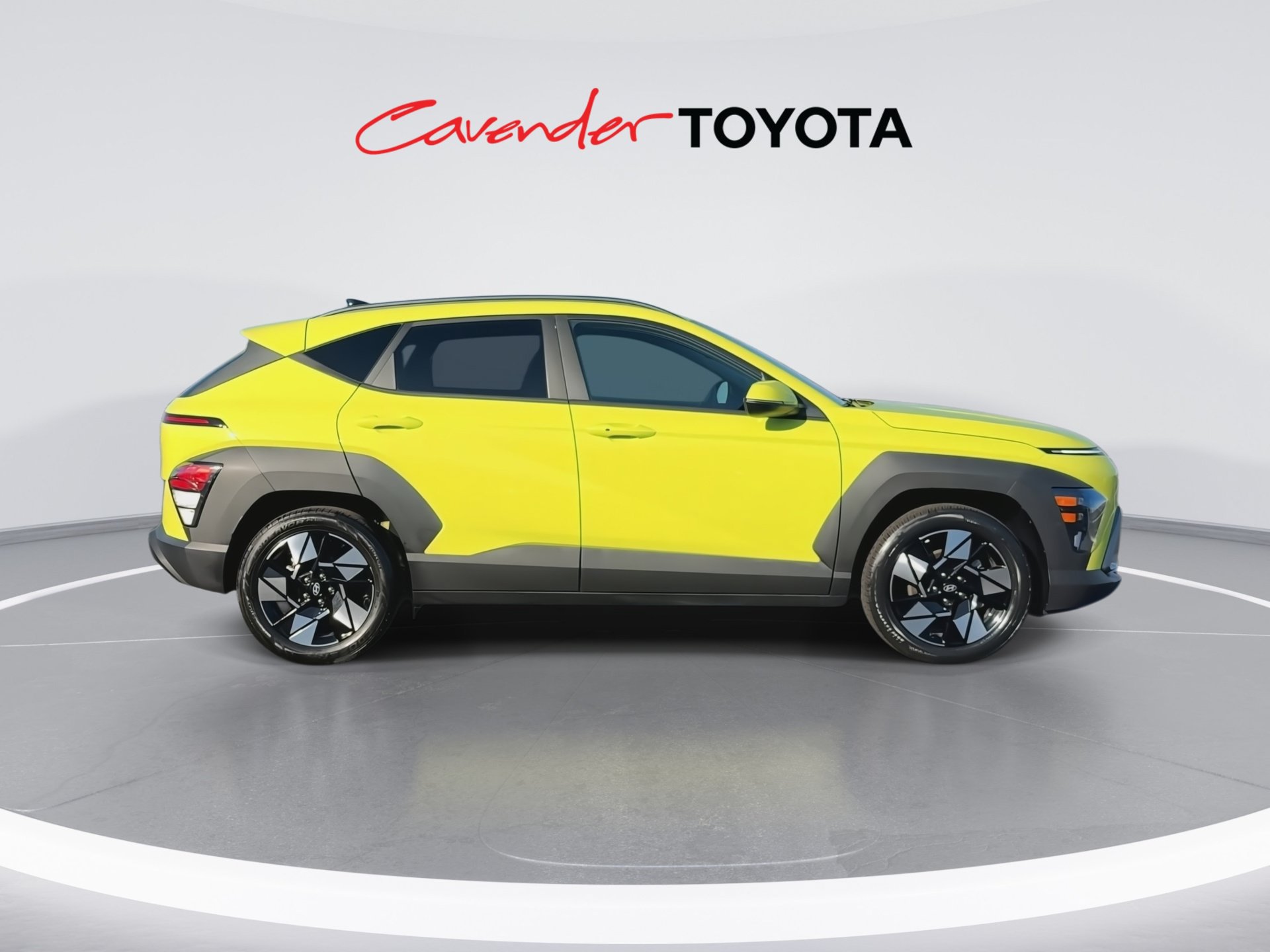Used 2024 Hyundai Kona SEL FWD image 9