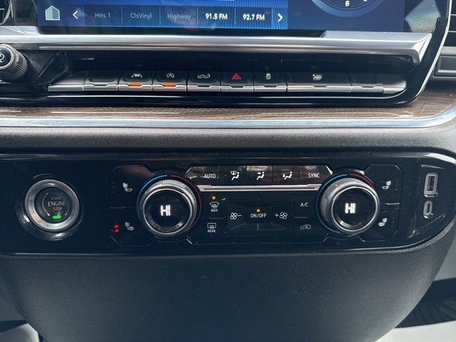 Used 2023 Chevrolet Silverado 1500 LT image 24