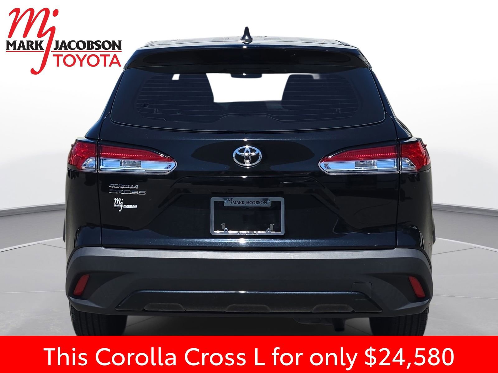 Used 2023 Toyota Corolla Cross L FWD image 11