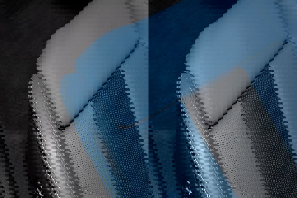 Used 2023 BMW M4 xDrive Competition w/ Executive Package image 16