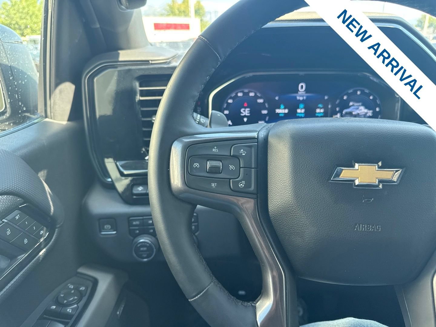 Used 2025 Chevrolet Silverado 1500 ZR2 w/ Technology Package AWD/4WD image 21