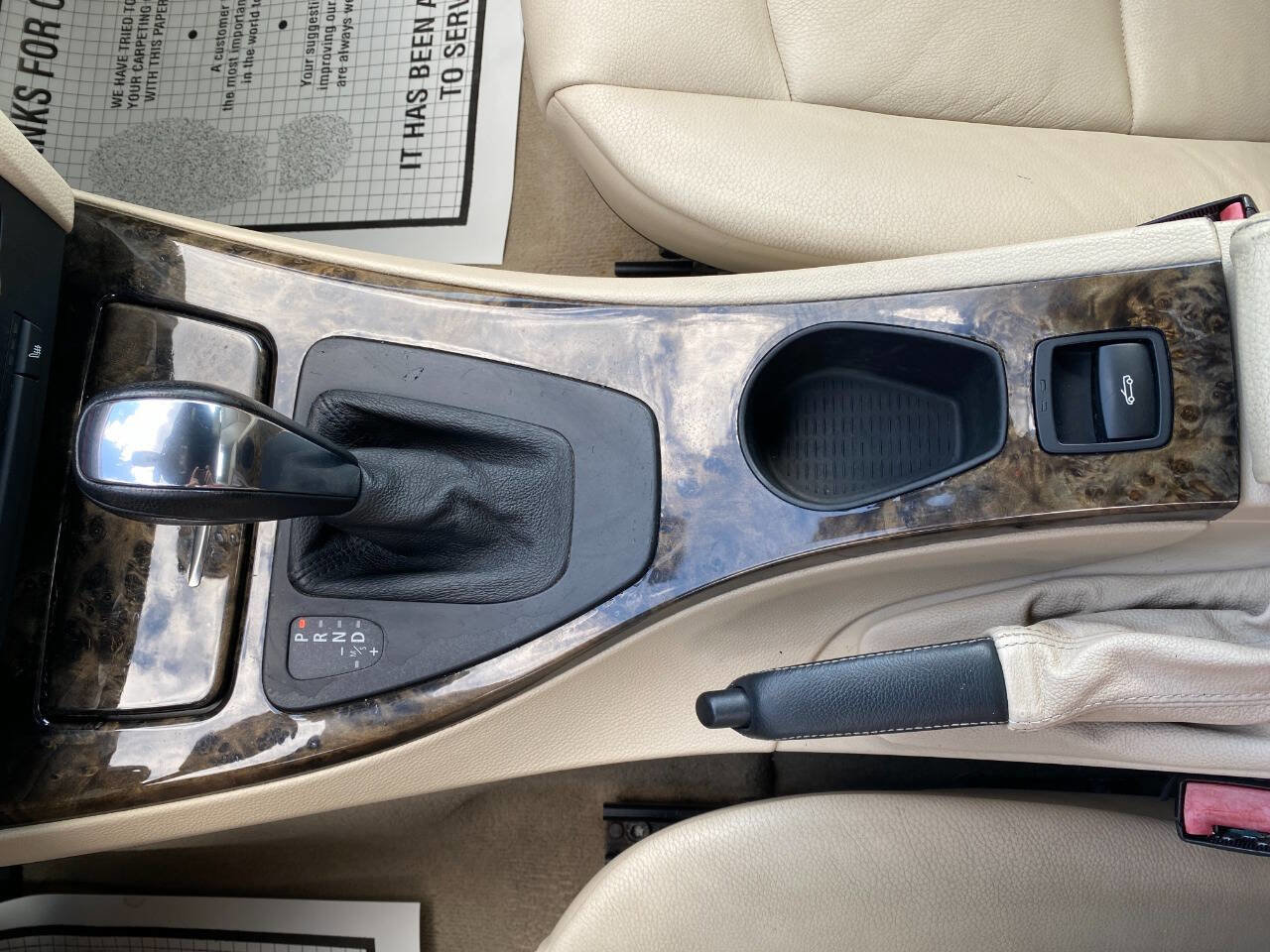 Used 2009 BMW 328i Convertible image 24