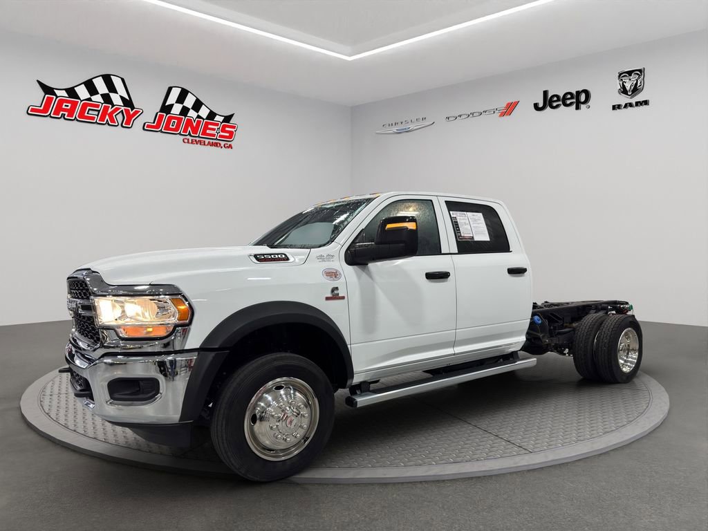 Used 2024 RAM 5500 Tradesman w/ Chrome Appearance Group image 1