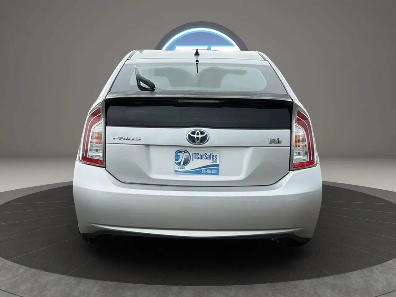 Used 2013 Toyota Prius Two FWD image 9