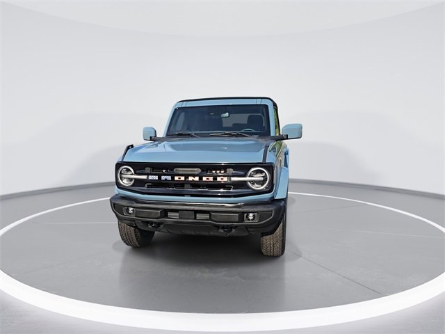 Used 2022 Ford Bronco Outer Banks image 3