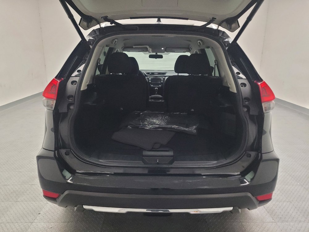 Used 2018 Nissan Rogue SV FWD image 29