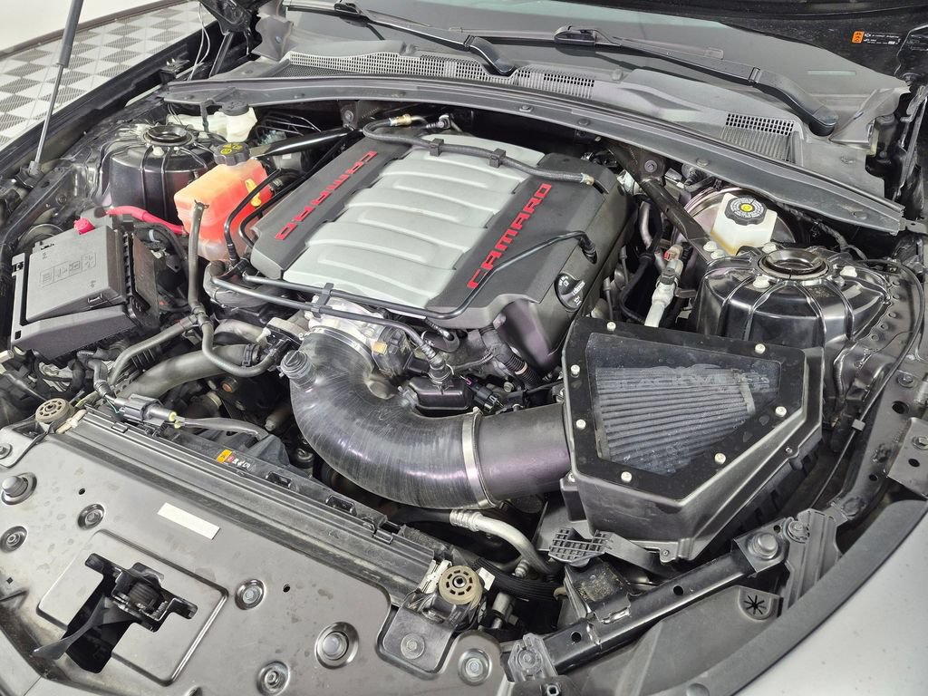 Certified 2021 Chevrolet Camaro SS RWD image 31