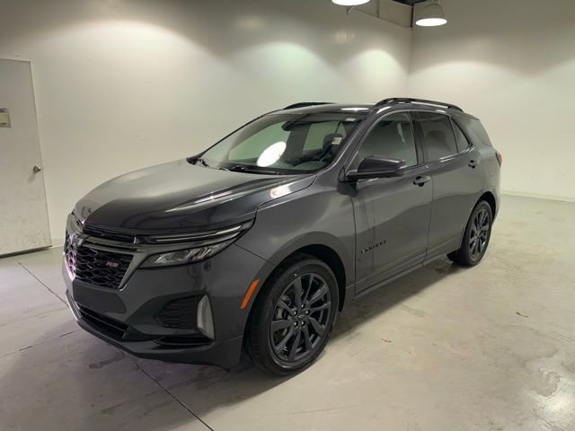 Certified 2022 Chevrolet Equinox RS w/ RS Leather Package image 3