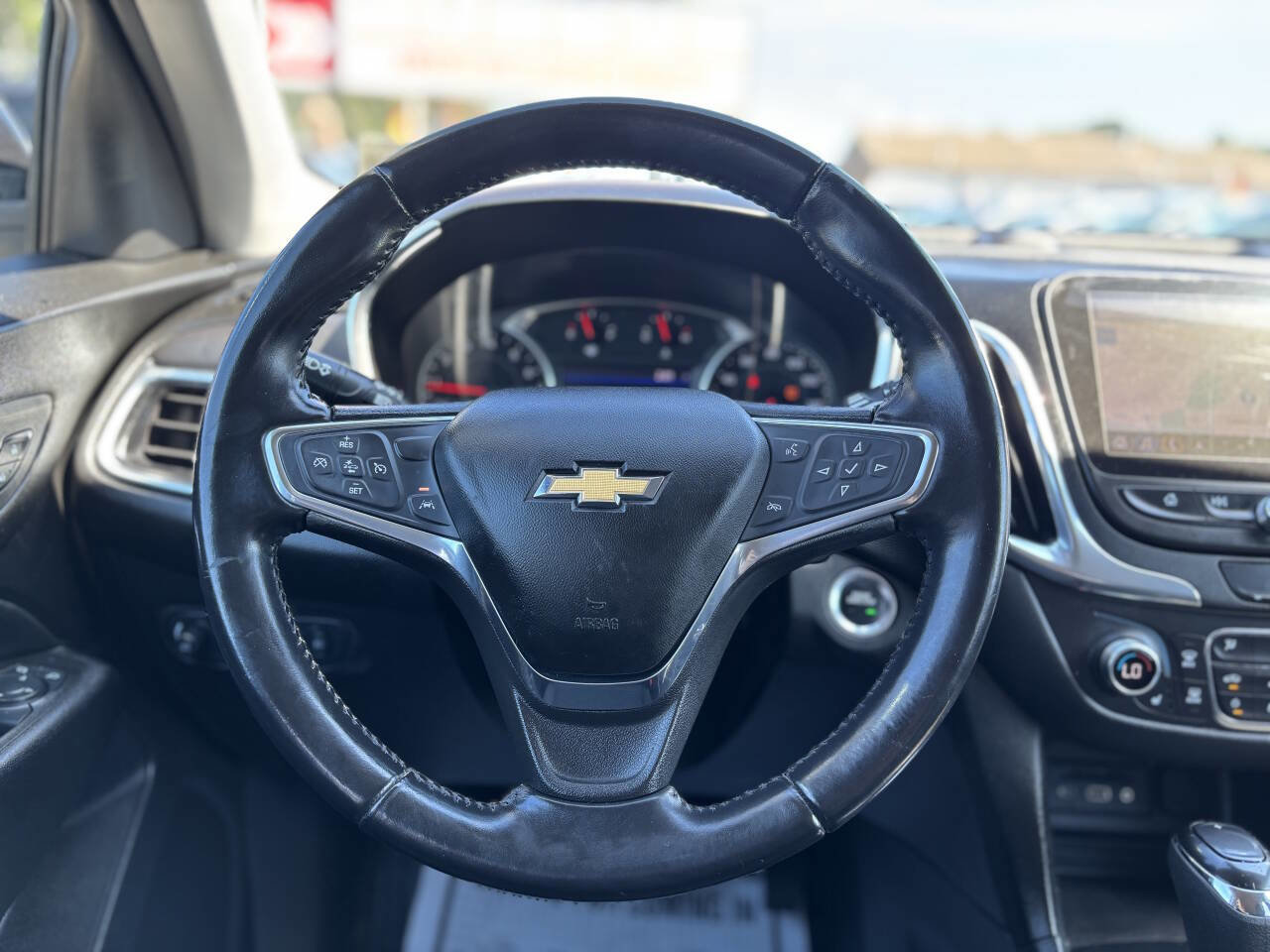 Used 2020 Chevrolet Equinox LT image 25