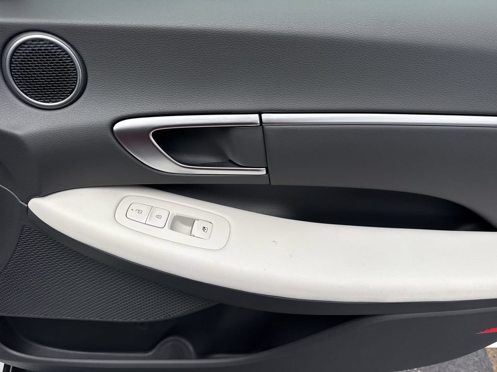 New 2026 Hyundai Sonata SEL FWD image 14
