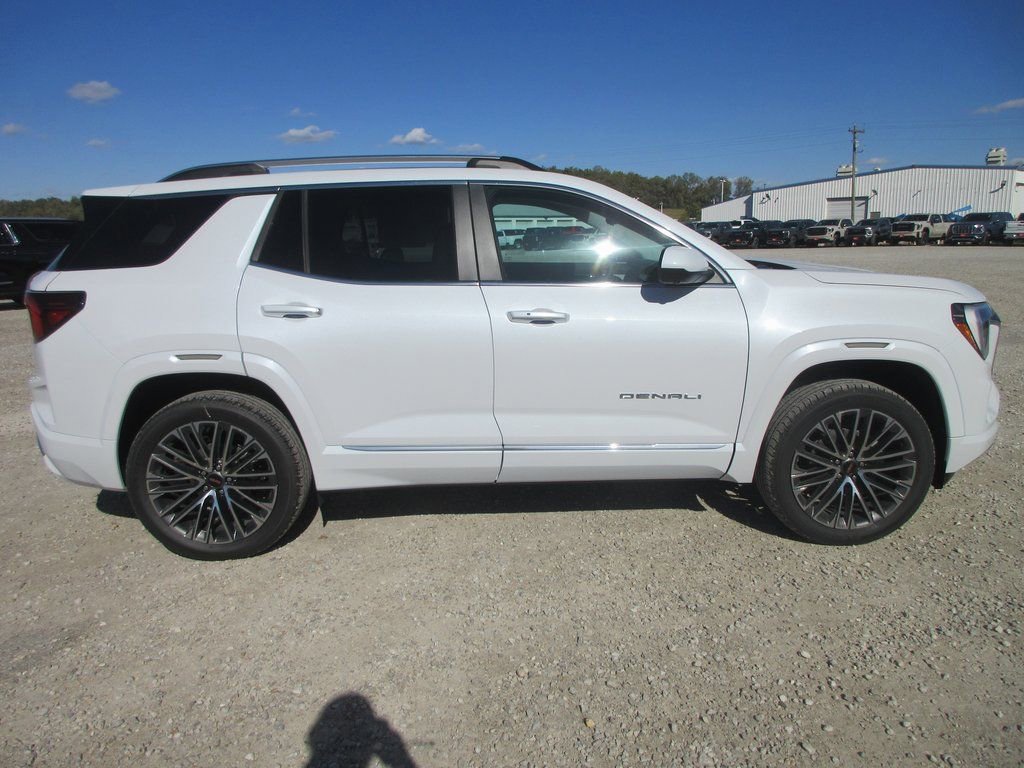 New 2026 GMC Terrain Denali AWD/4WD image 3