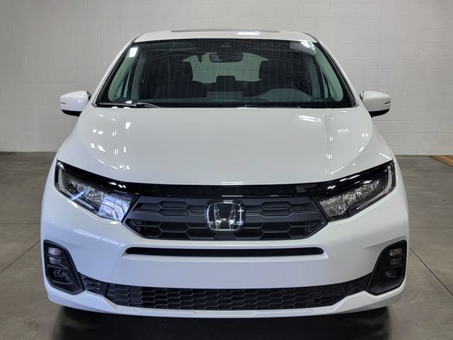 Certified 2026 Honda Odyssey EX-L image 3