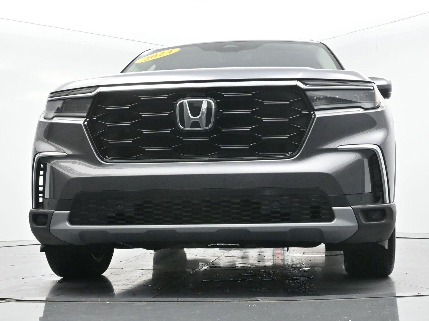 Used 2024 Honda Pilot Touring image 51