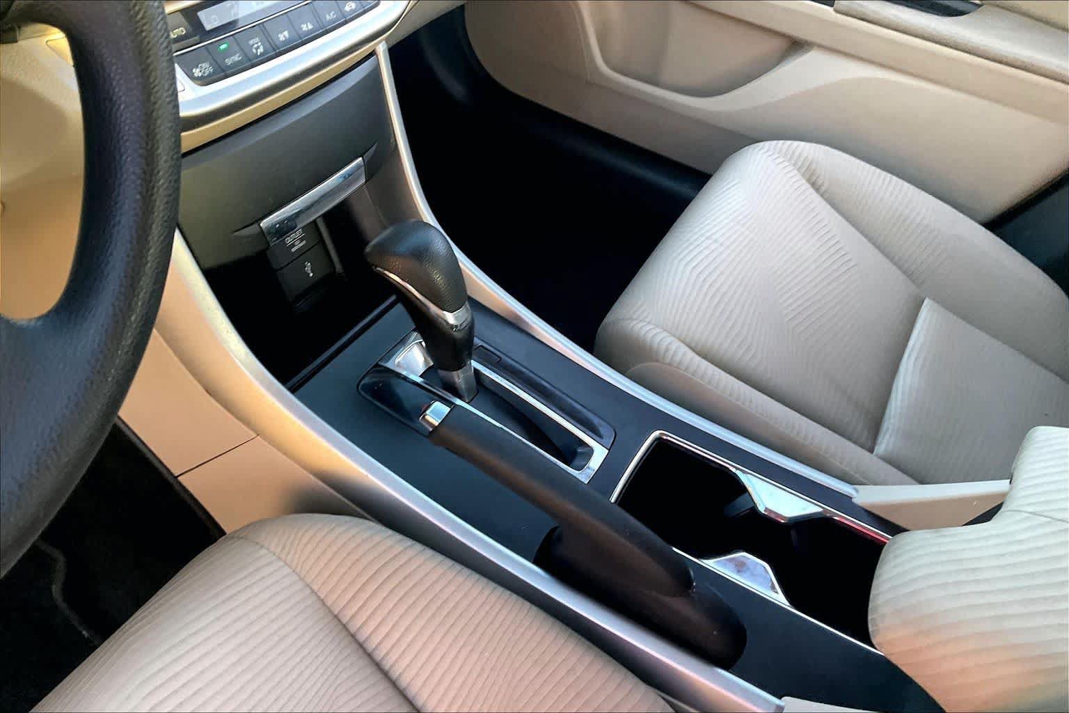 Used 2014 Honda Accord LX image 16