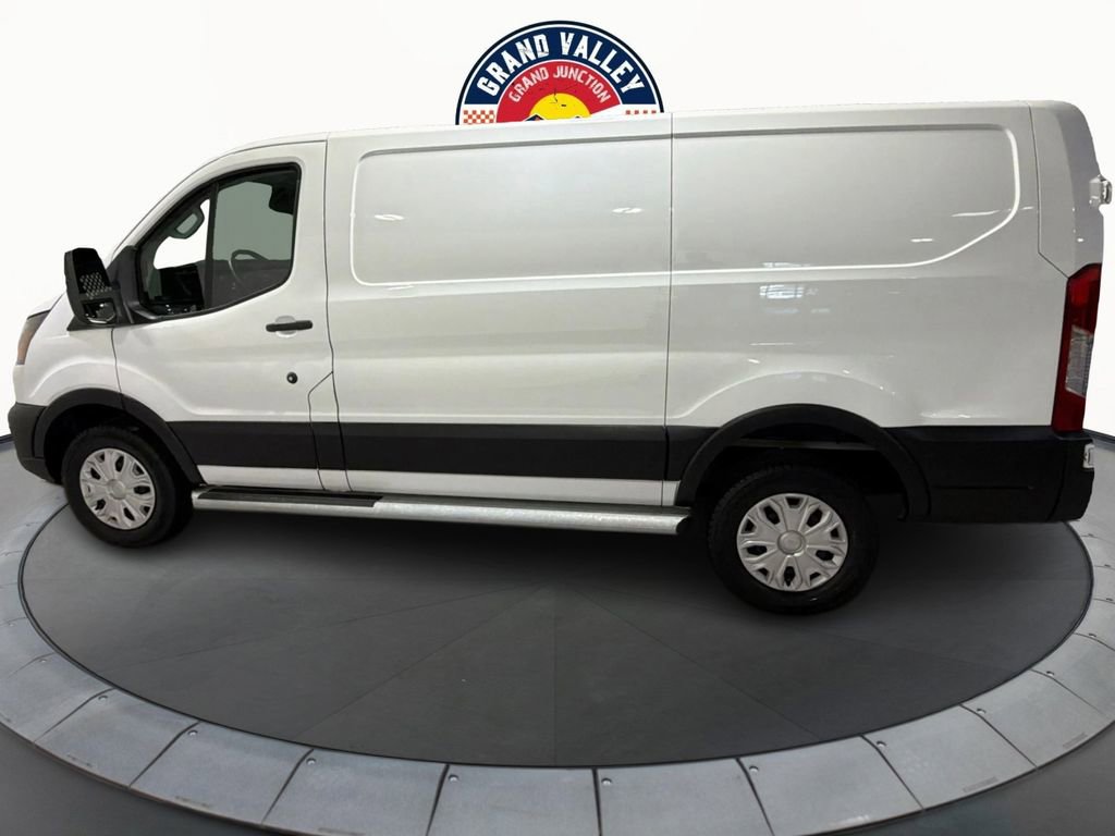 Used 2024 Ford Transit 250 Low Roof w/ Exterior Upgrade Package image 9