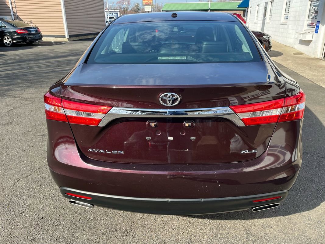 Used 2015 Toyota Avalon XLE Premium FWD image 23