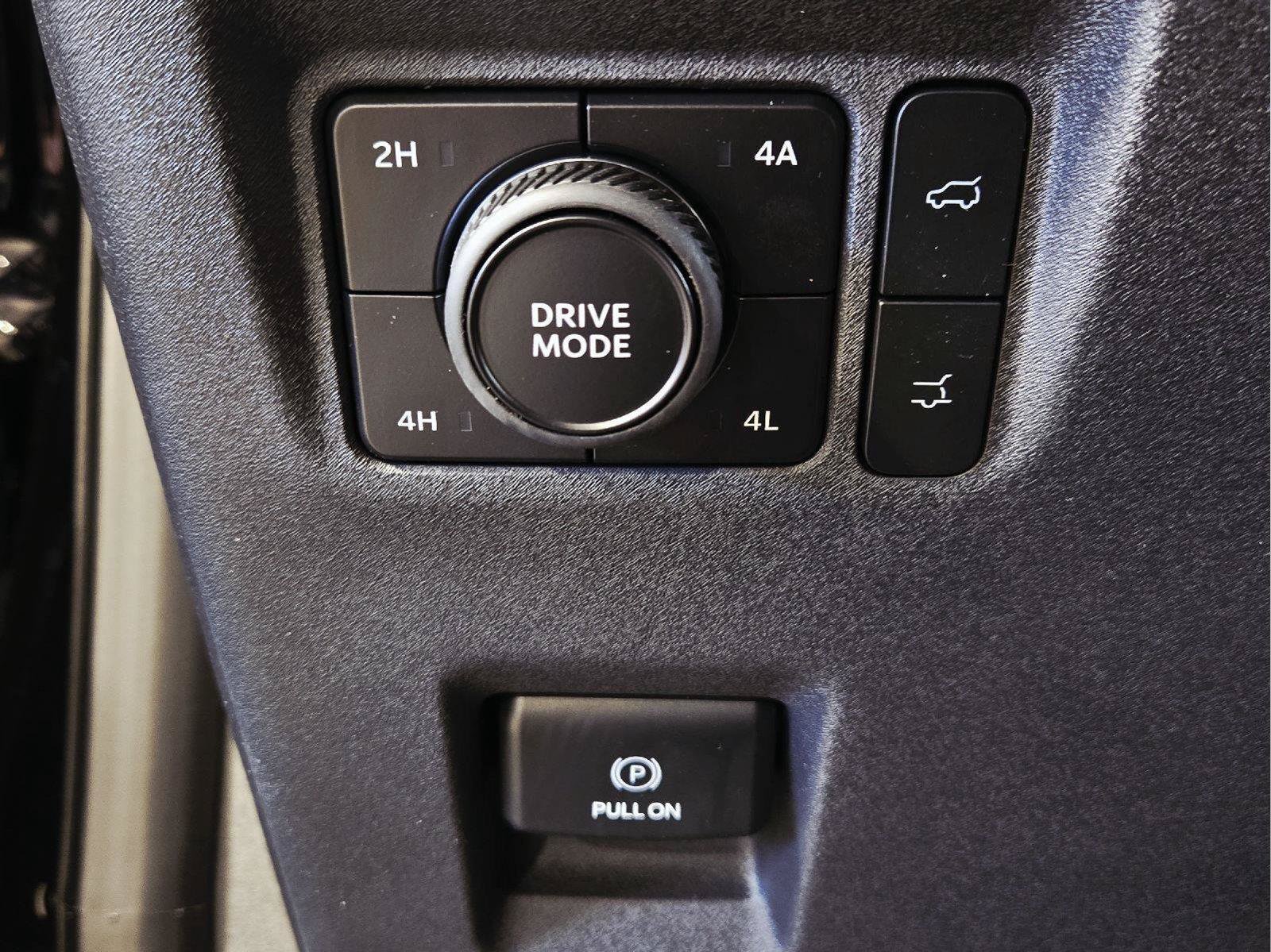 New 2026 Ford Expedition Max Platinum w/ Stealth Performance Package AWD/4WD image 27