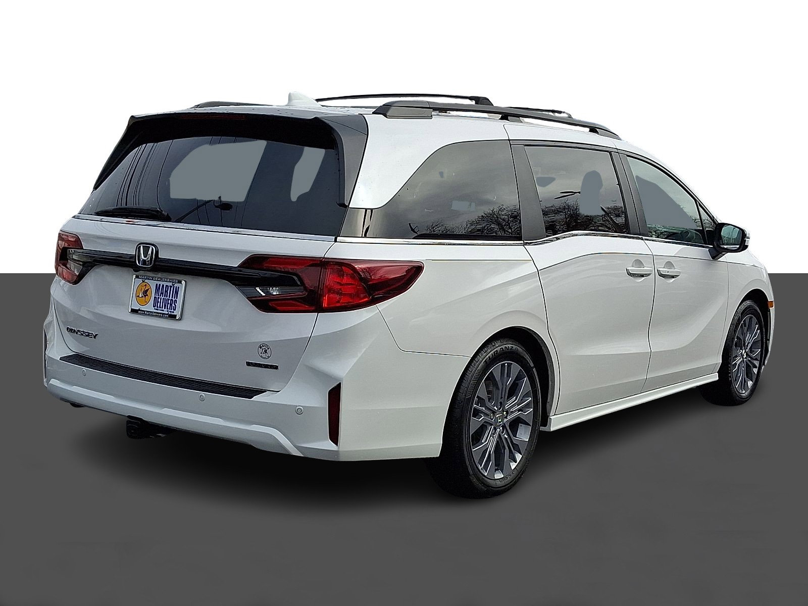 Certified 2025 Honda Odyssey Touring image 6