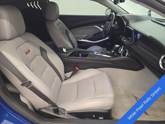 Used 2020 Chevrolet Camaro SS RWD image 10