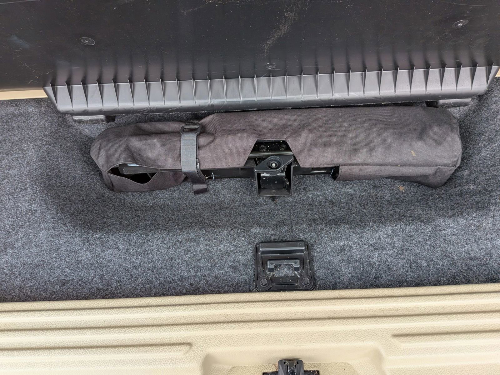 Used 2017 Ford Expedition EL XLT w/ Equipment Group 202A image 37