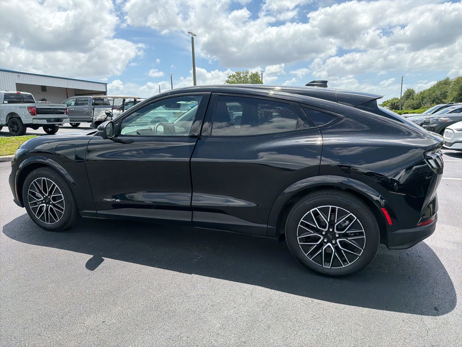 Certified 2025 Ford Mustang Mach-E Premium image 12