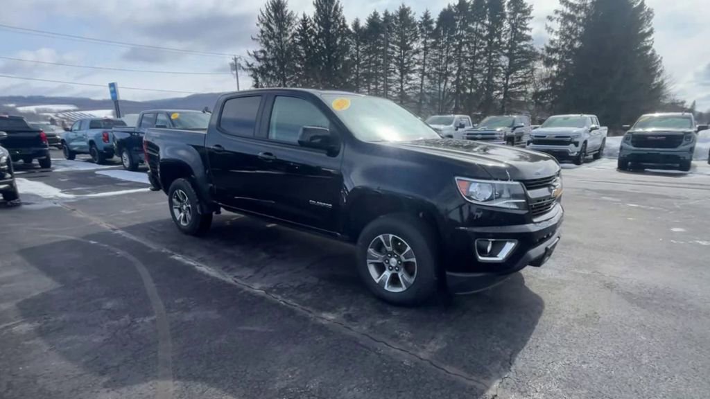 Used 2019 Chevrolet Colorado Z71 image 2