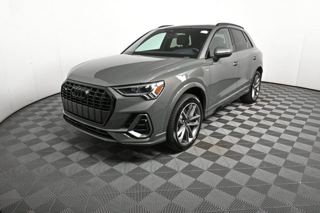 New 2025 Audi Q3 2.0T Premium image 31
