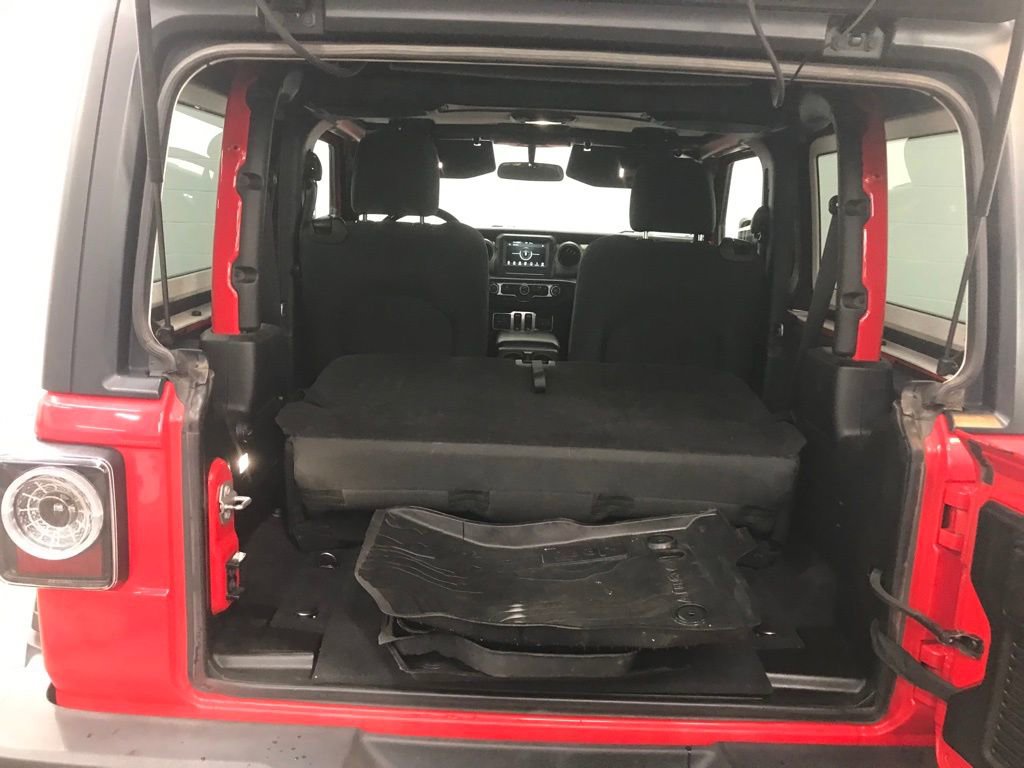 Used 2018 Jeep Wrangler Sport S image 26