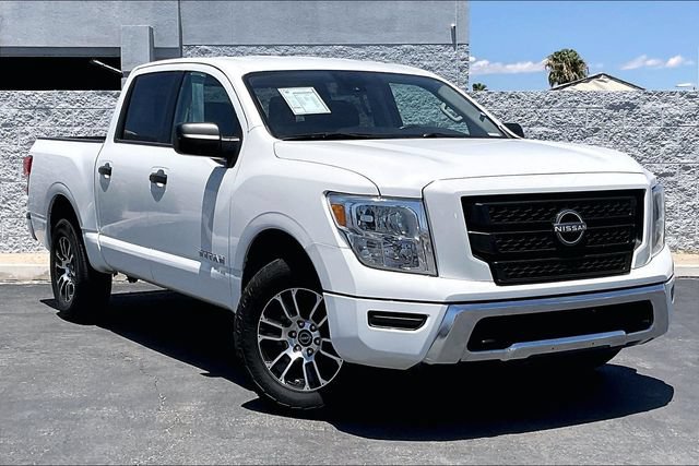 Used 2023 Nissan Titan SV AWD/4WD image 12