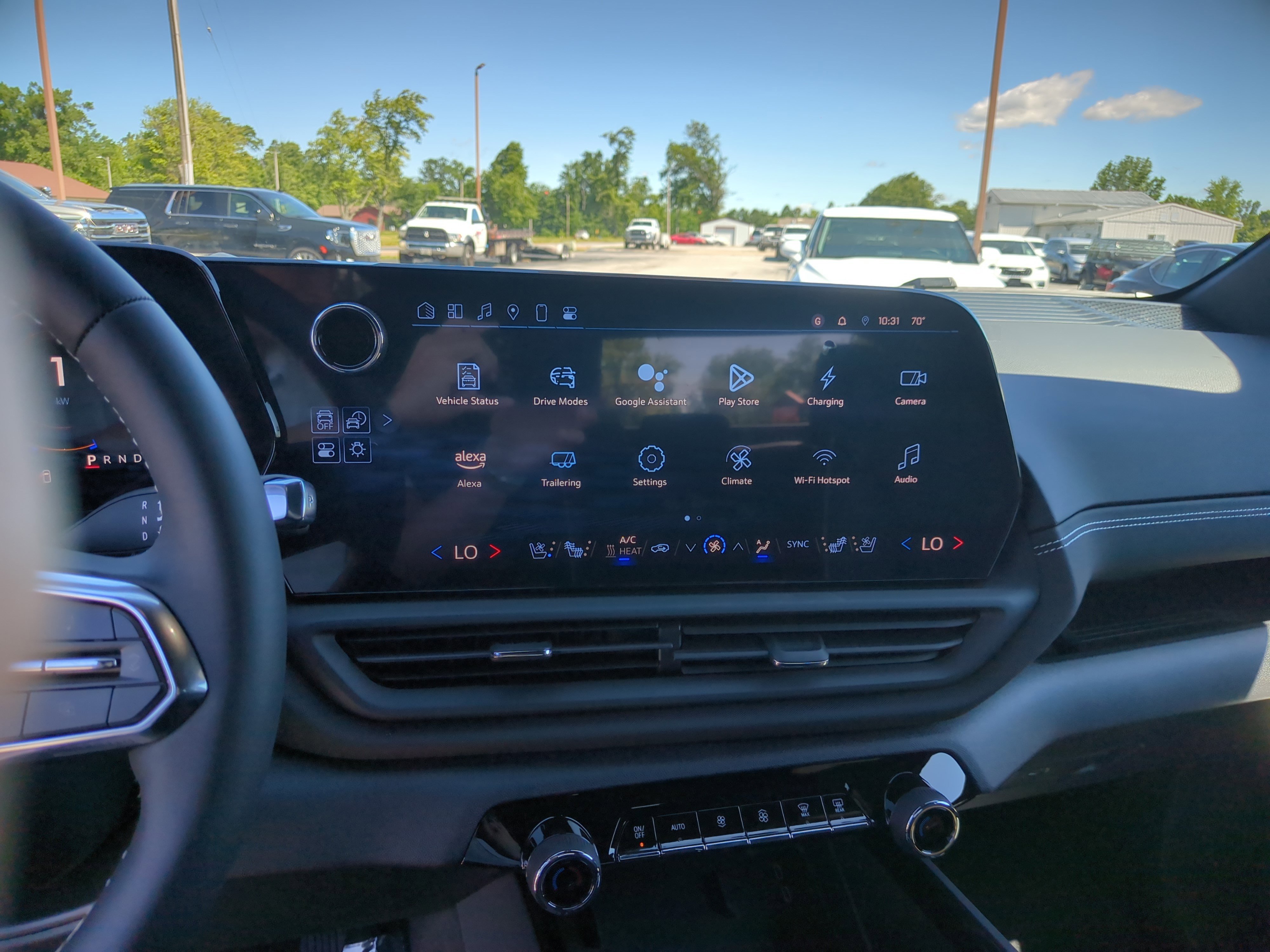New 2025 Chevrolet Silverado EV LT image 10