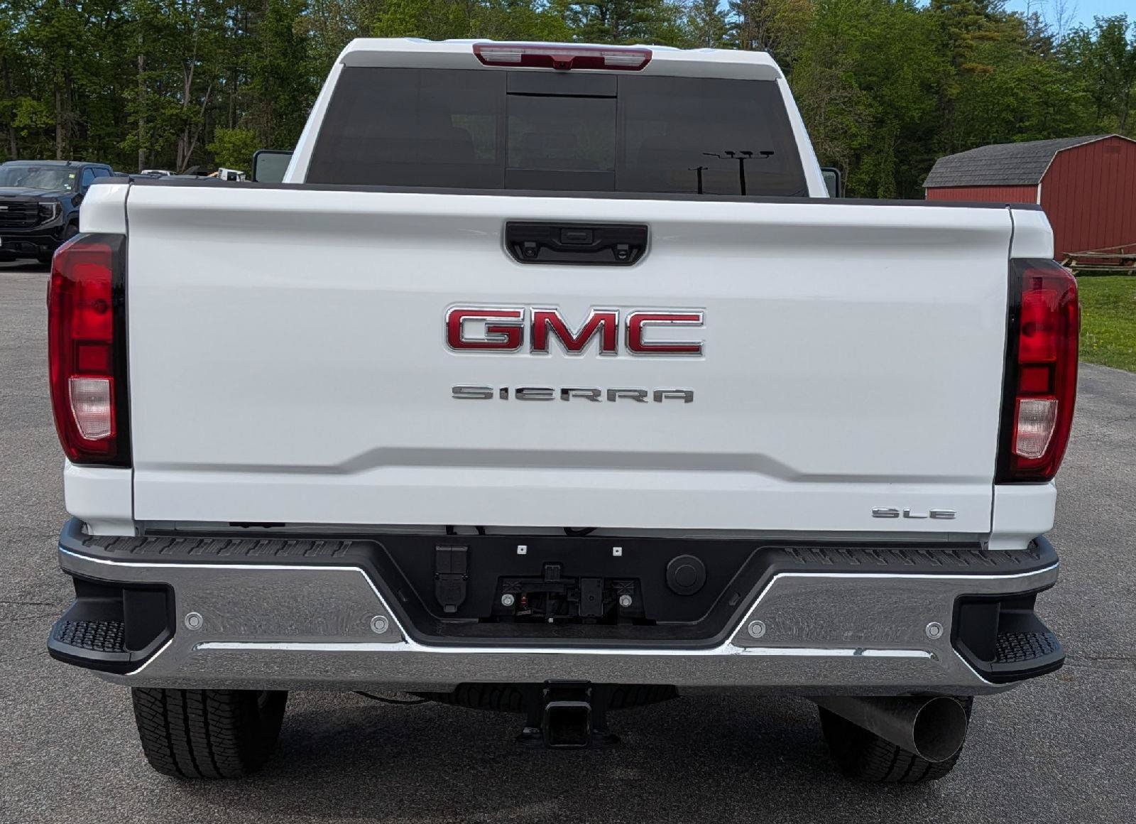 New 2026 GMC Sierra 2500 SLE w/ SLE Value Package; AWD/4WD image 9