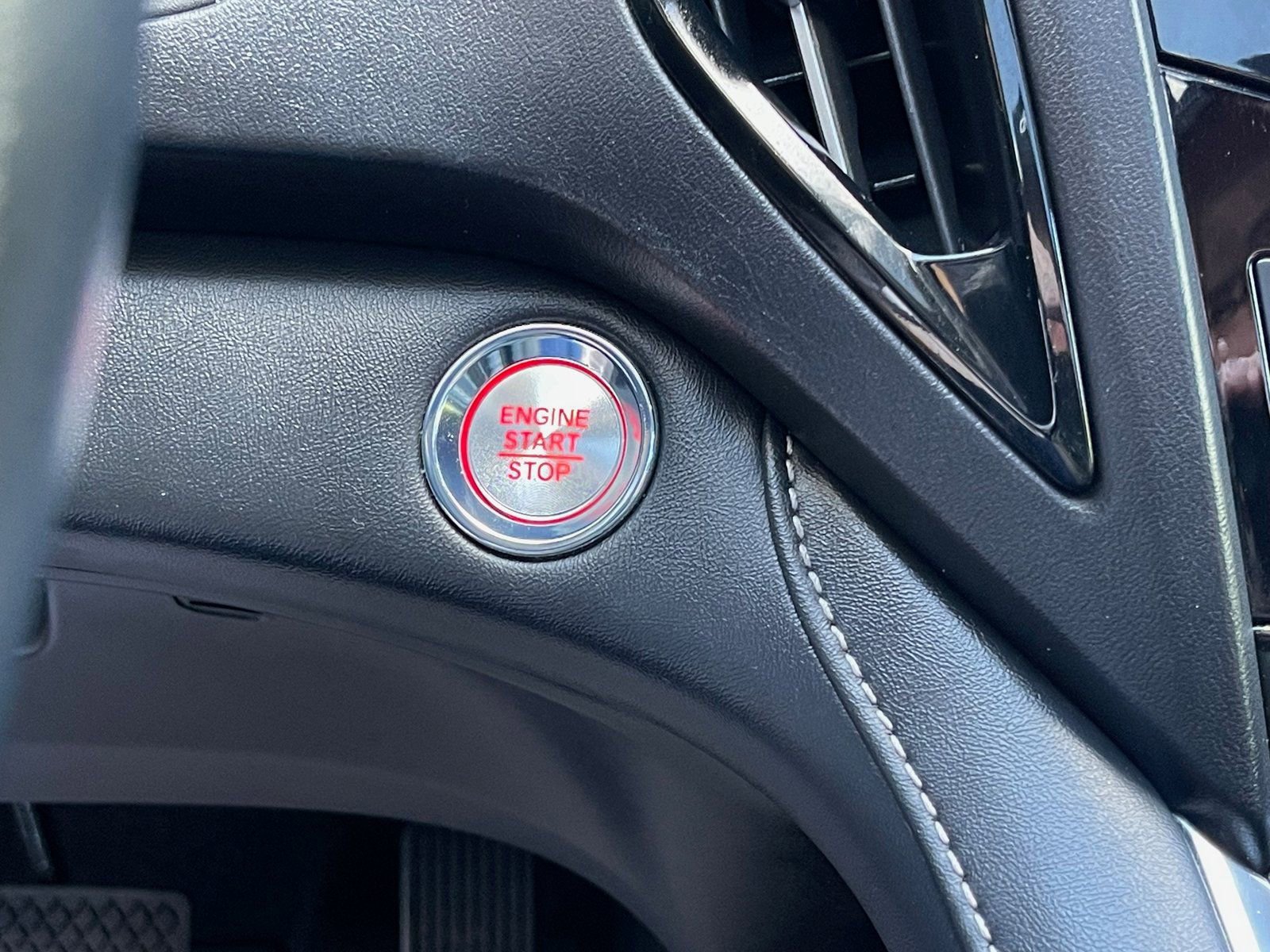 Used 2020 Acura RDX w/ Technology Package image 34