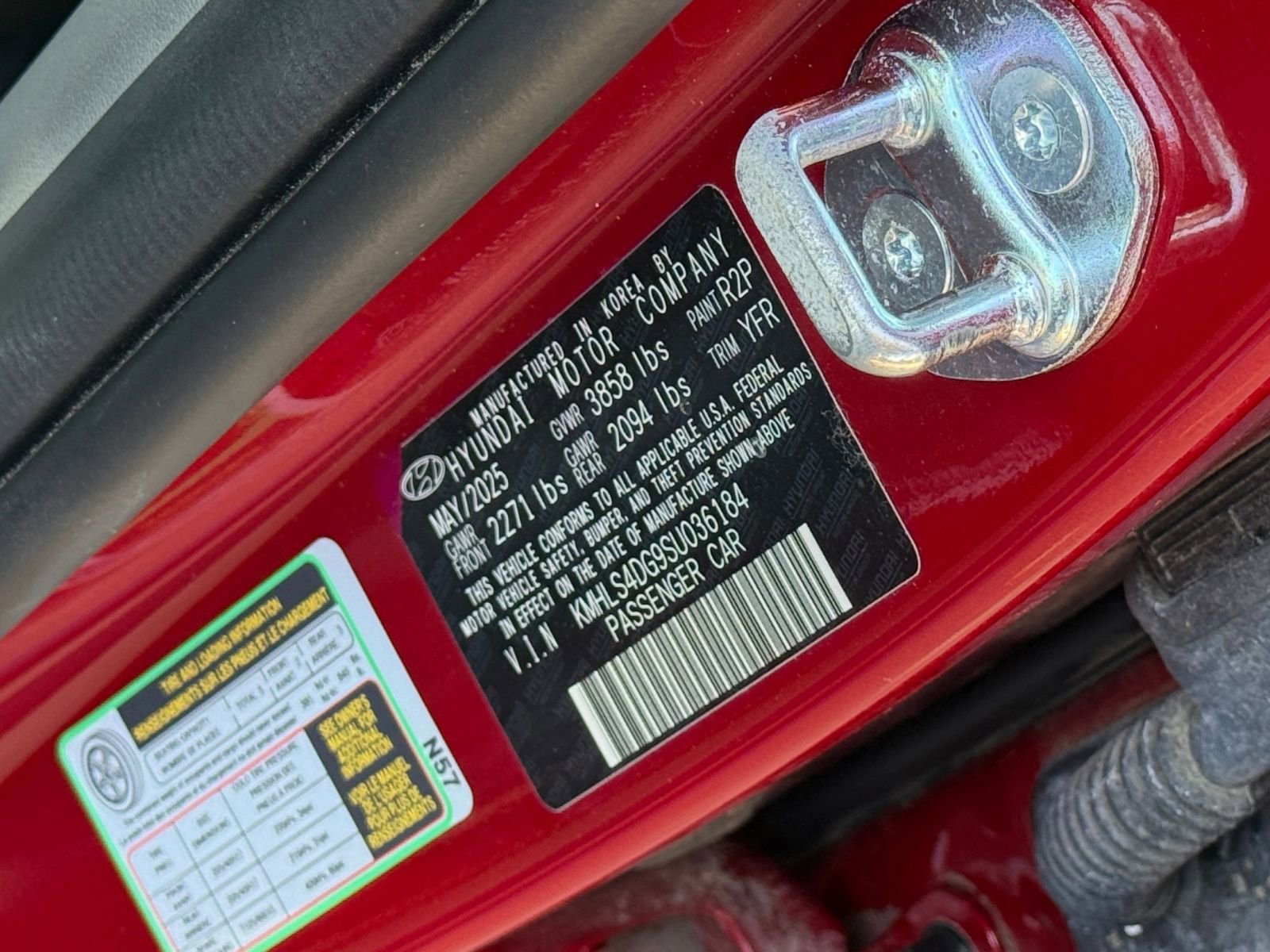 Used 2025 Hyundai Elantra SEL image 31