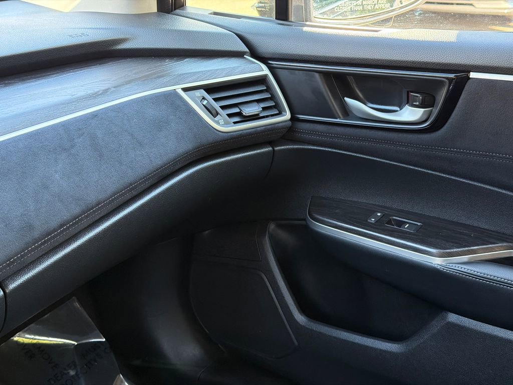 Used 2018 Honda Clarity Touring image 29