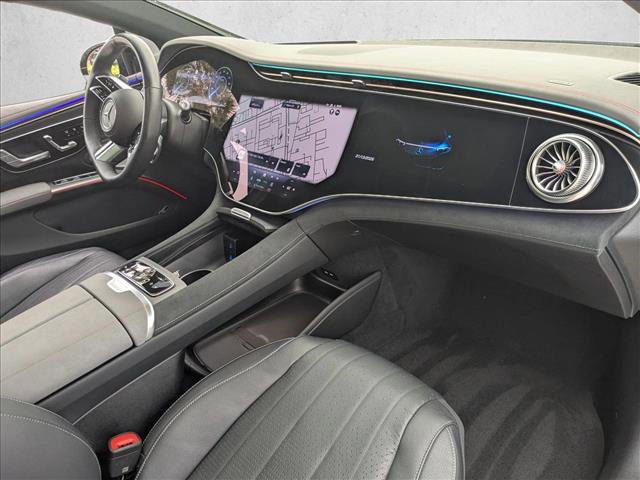Used 2023 Mercedes-Benz EQS 580 4MATIC Sedan image 23