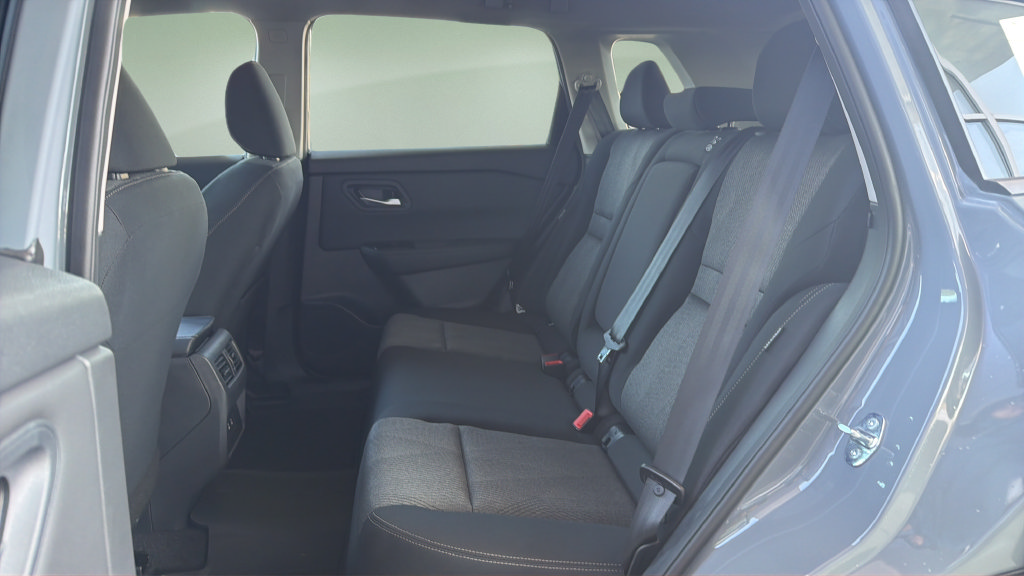 New 2026 Nissan Rogue SV AWD/4WD image 16