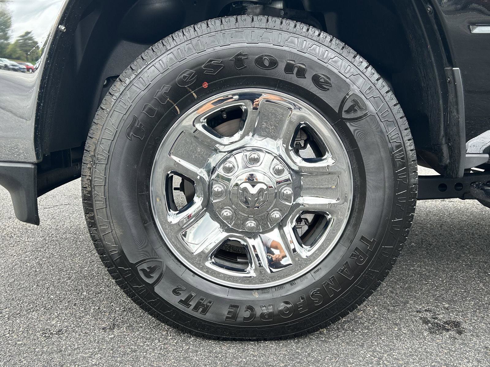 Used 2024 RAM 2500 Big Horn w/ Bed Utility Group image 9