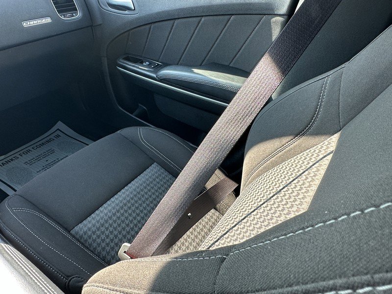 Used 2023 Dodge Charger SXT image 16