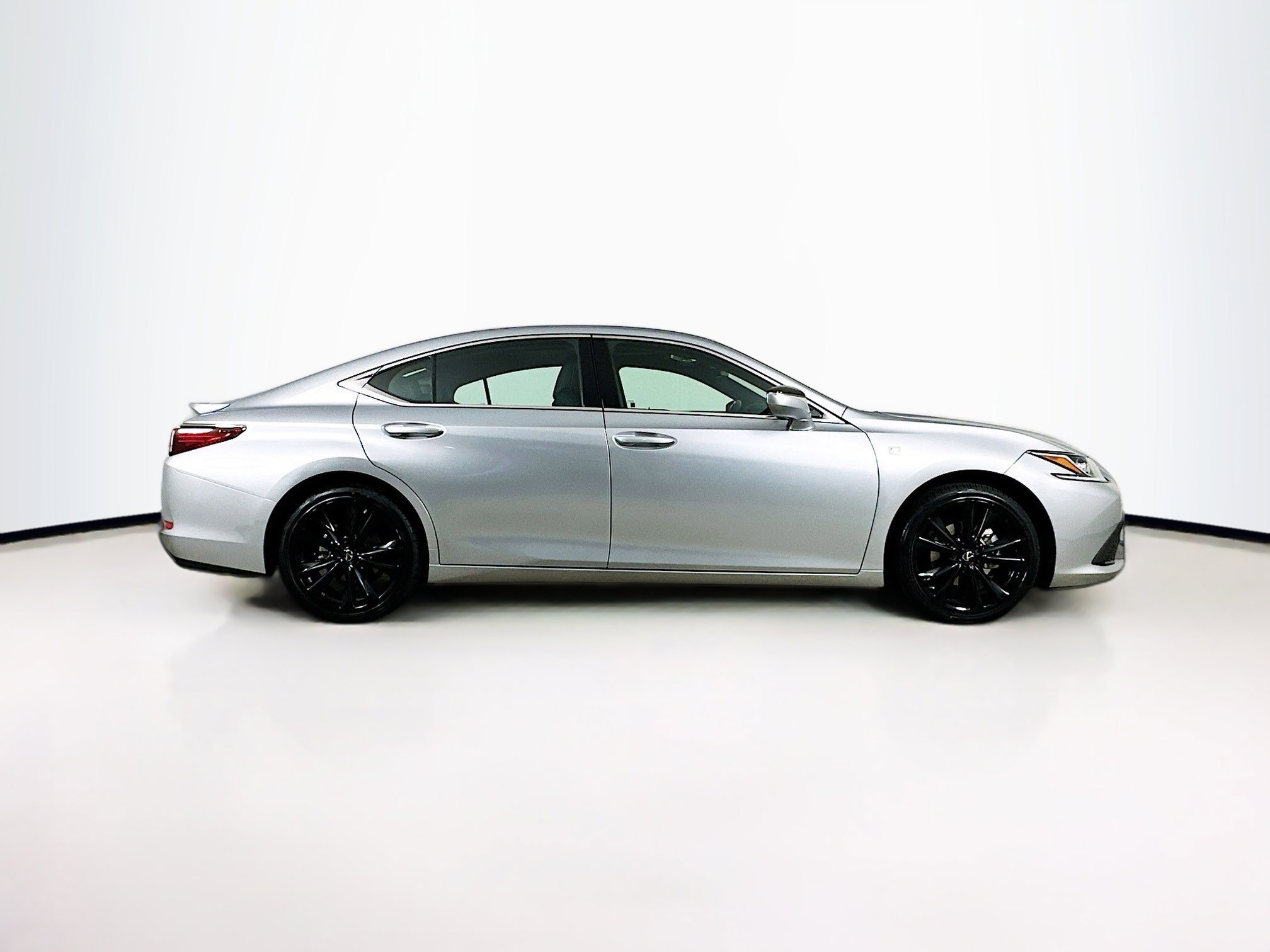 Used 2023 Lexus ES 350 F Sport w/ Accessory Package (Z2) image 10