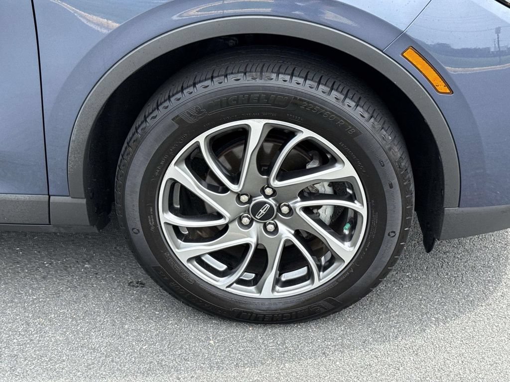 Used 2022 Lincoln Corsair FWD w/ Equipment Group 101A image 14